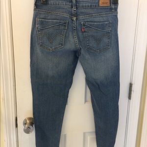 Levi’s Cropped Sz 4 (used)